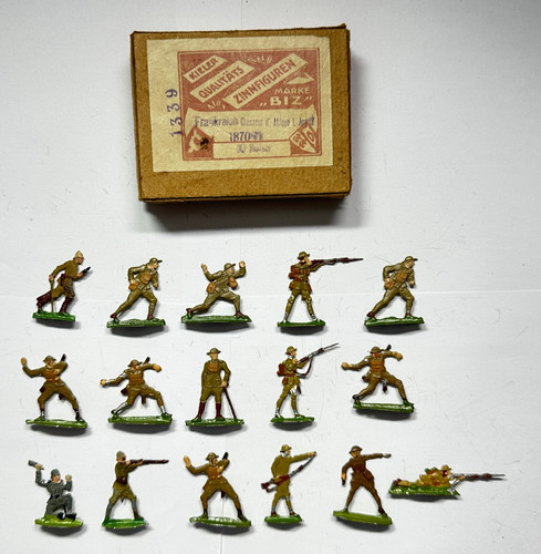 Infanterie stahlhelm - 16, x